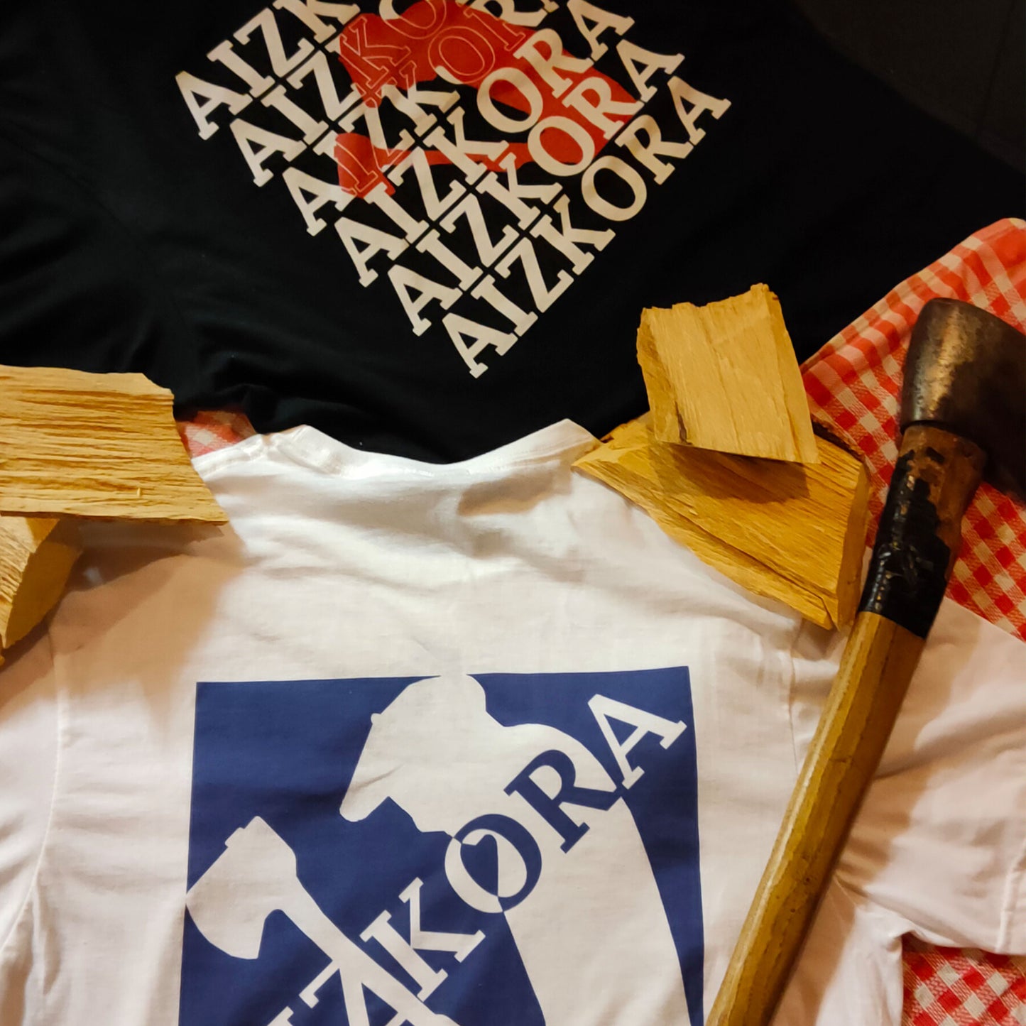 Aizkora Korea Kamiseta Beltza